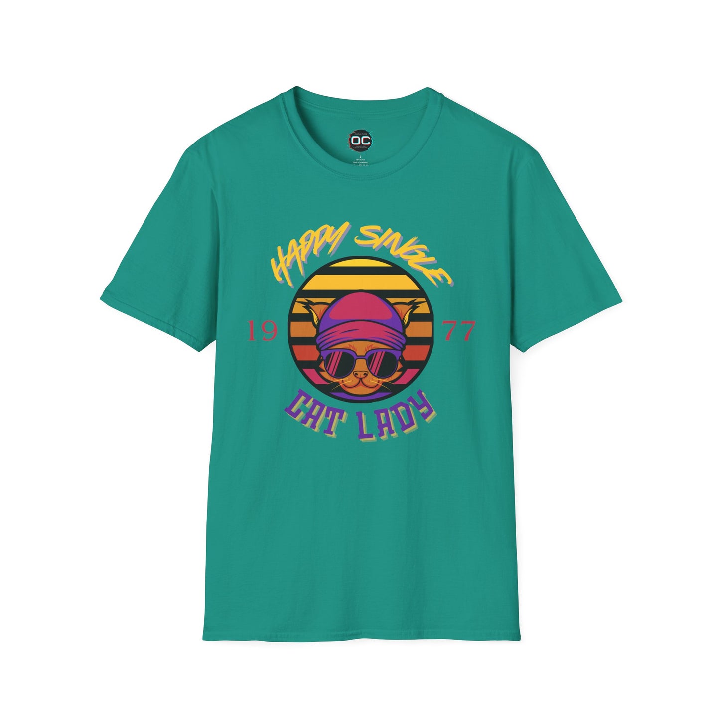 Retro "1977 Happy Single Cat Lady" Tee | Chill Vibe Graphic Shirt | Casual Vintage T-Shirt | For Cat Moms