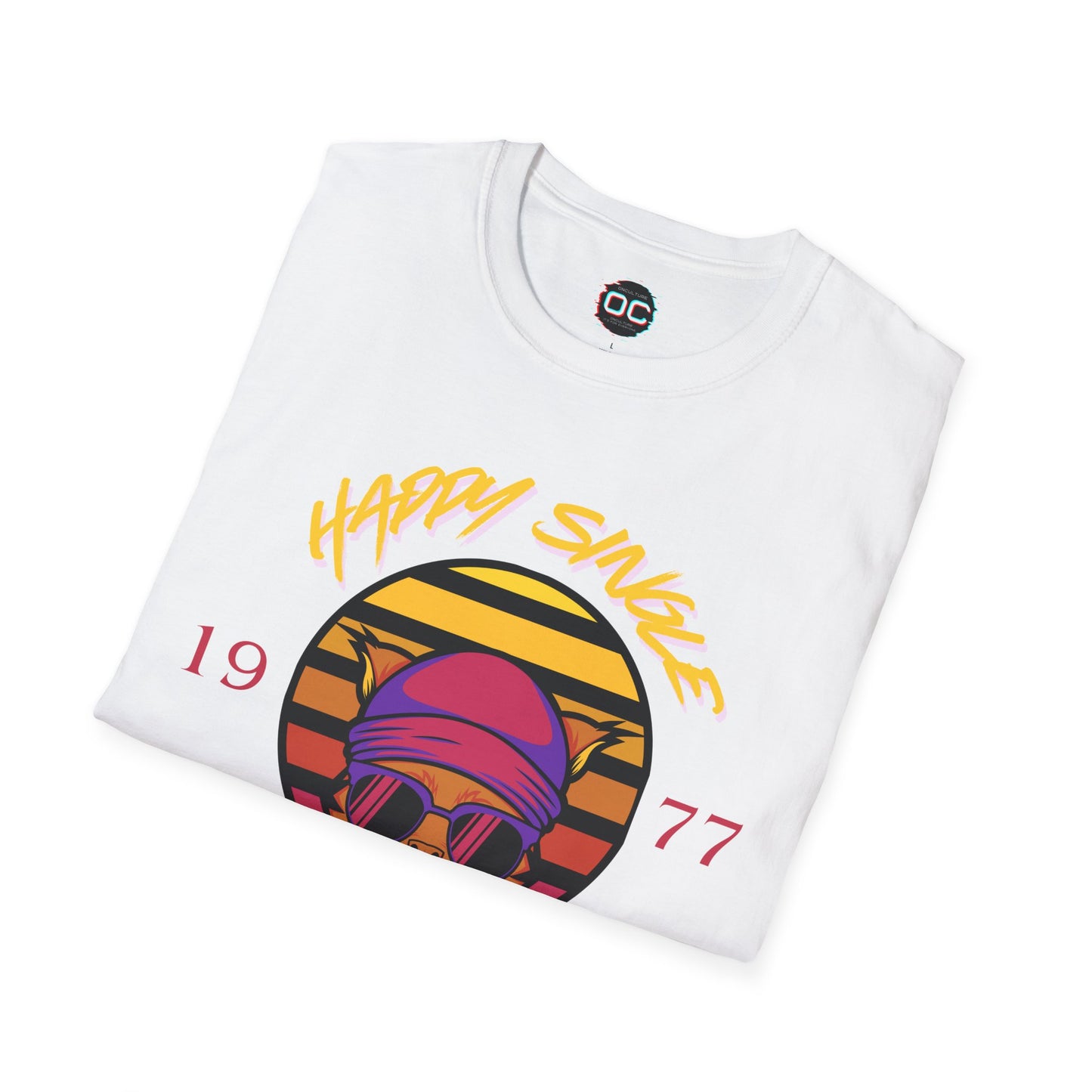 Retro "1977 Happy Single Cat Lady" Tee | Chill Vibe Graphic Shirt | Casual Vintage T-Shirt | For Cat Moms