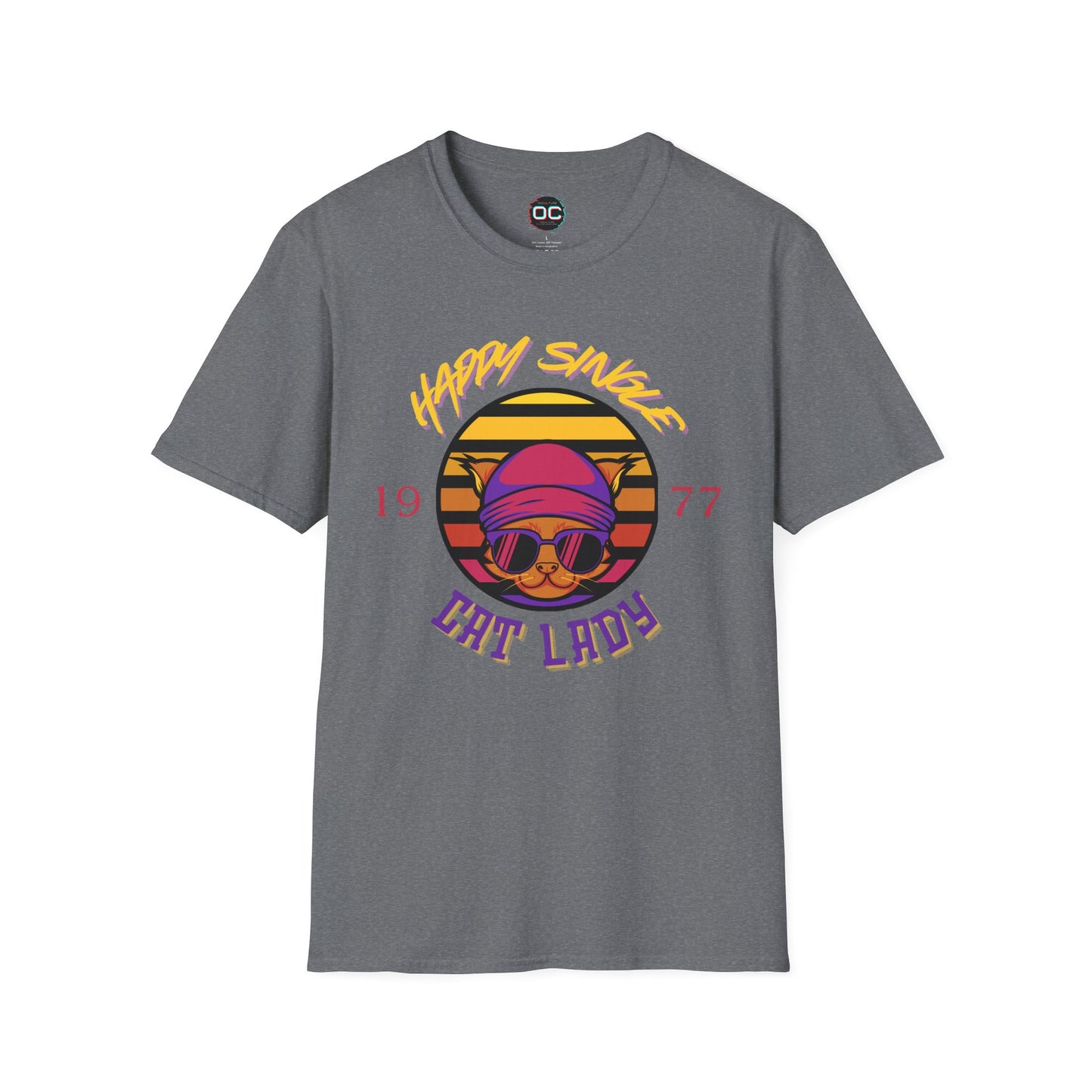 Retro "1977 Happy Single Cat Lady" Tee | Chill Vibe Graphic Shirt | Casual Vintage T-Shirt | For Cat Moms