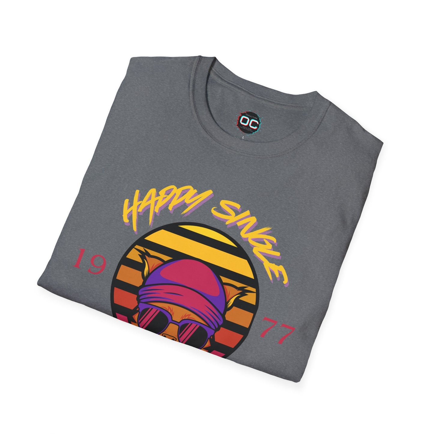 Retro "1977 Happy Single Cat Lady" Tee | Chill Vibe Graphic Shirt | Casual Vintage T-Shirt | For Cat Moms