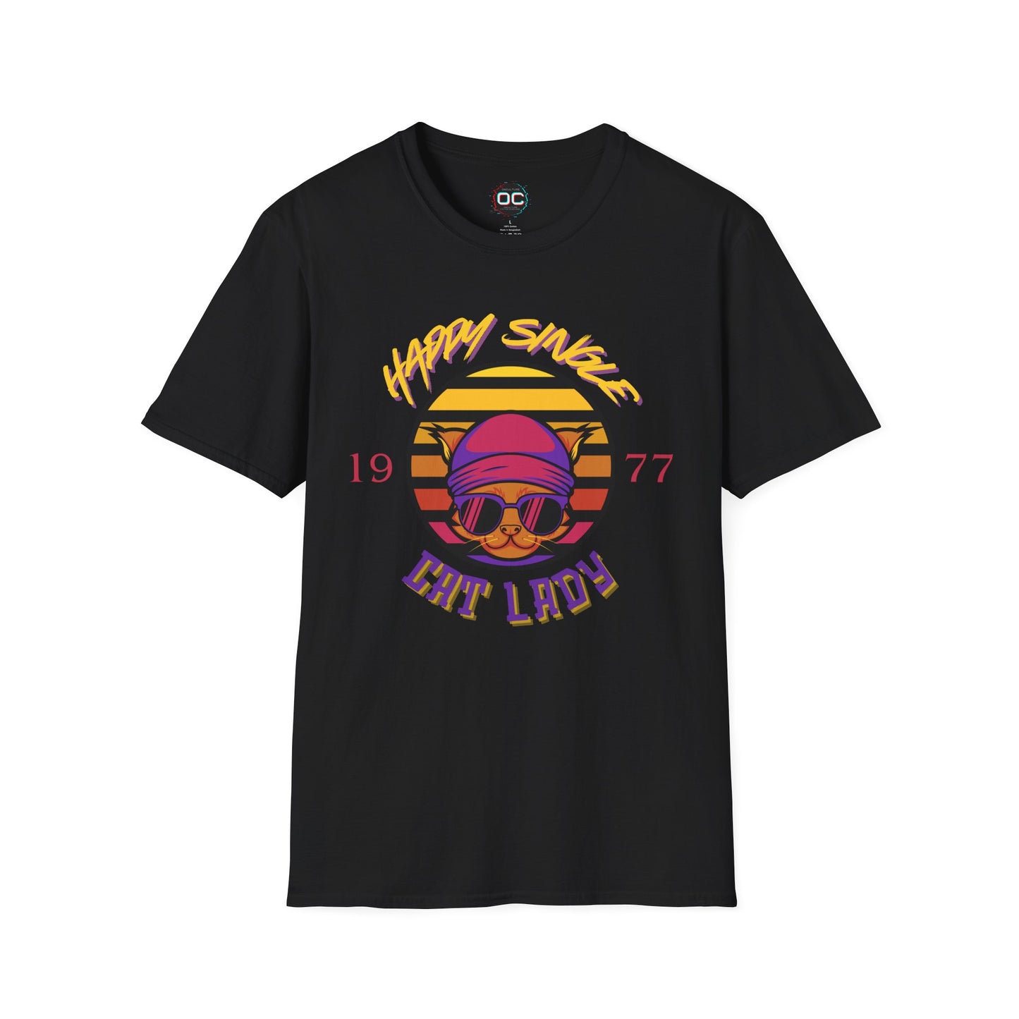 Retro "1977 Happy Single Cat Lady" Tee | Chill Vibe Graphic Shirt | Casual Vintage T-Shirt | For Cat Moms