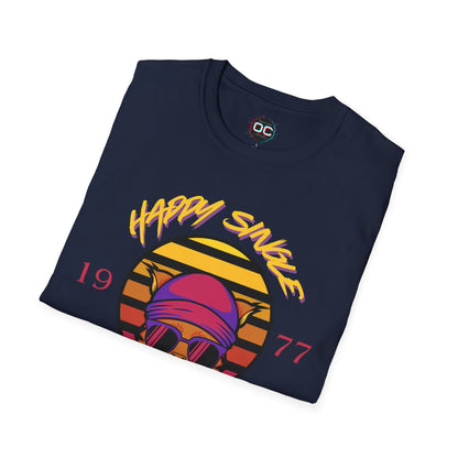 Retro "1977 Happy Single Cat Lady" Tee | Chill Vibe Graphic Shirt | Casual Vintage T-Shirt | For Cat Moms