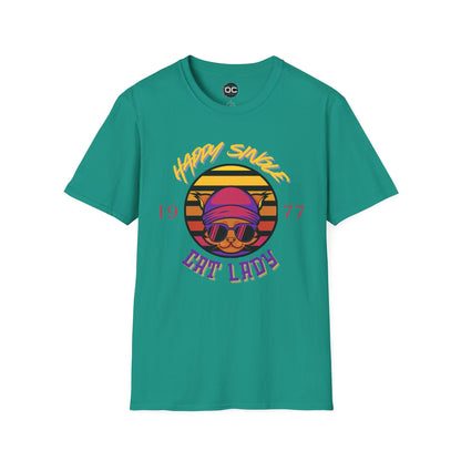 Retro "1977 Happy Single Cat Lady" Tee | Chill Vibe Graphic Shirt | Casual Vintage T-Shirt | For Cat Moms