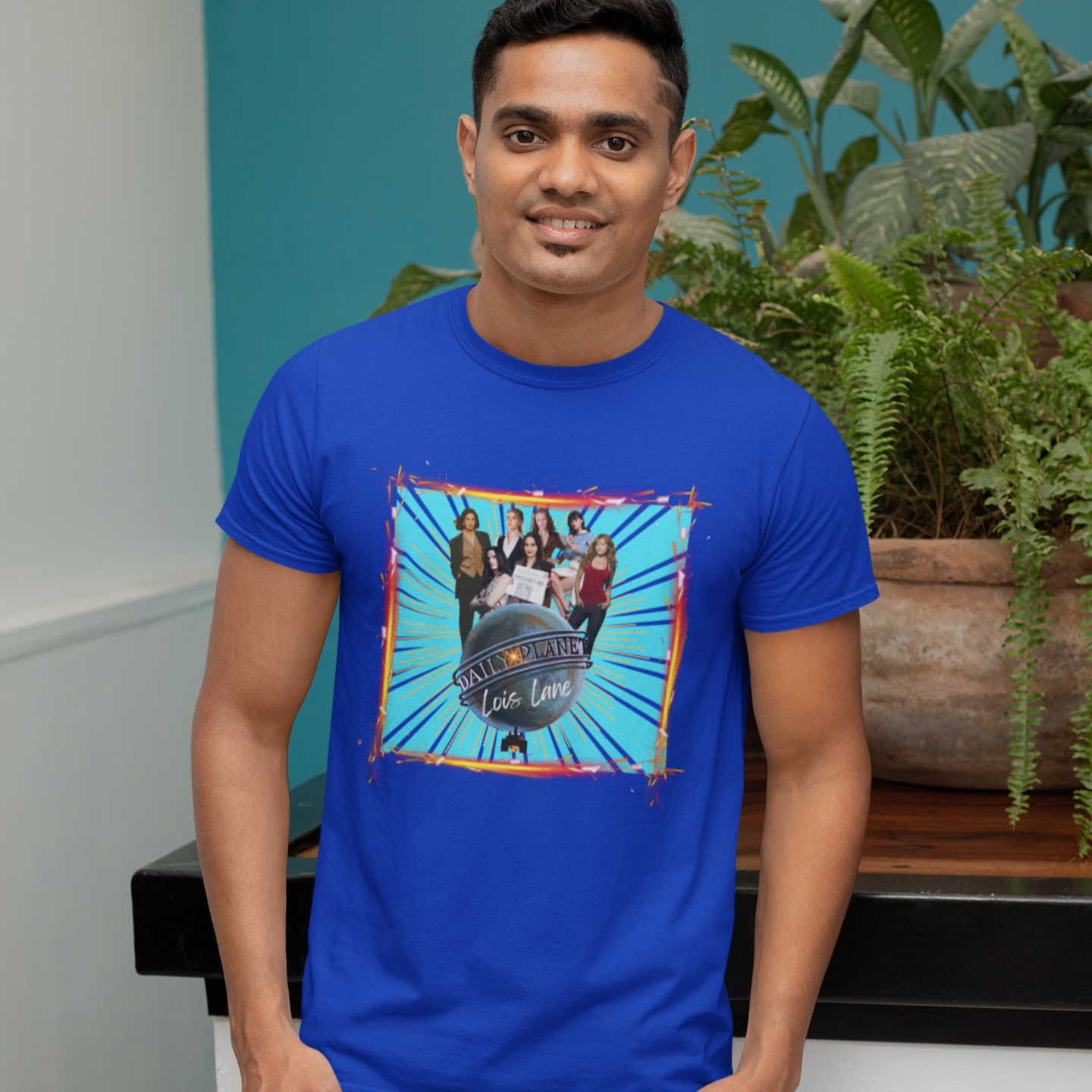 Lois Lane Tribute Tee – Daily Planet Globe Edition T-Shirt