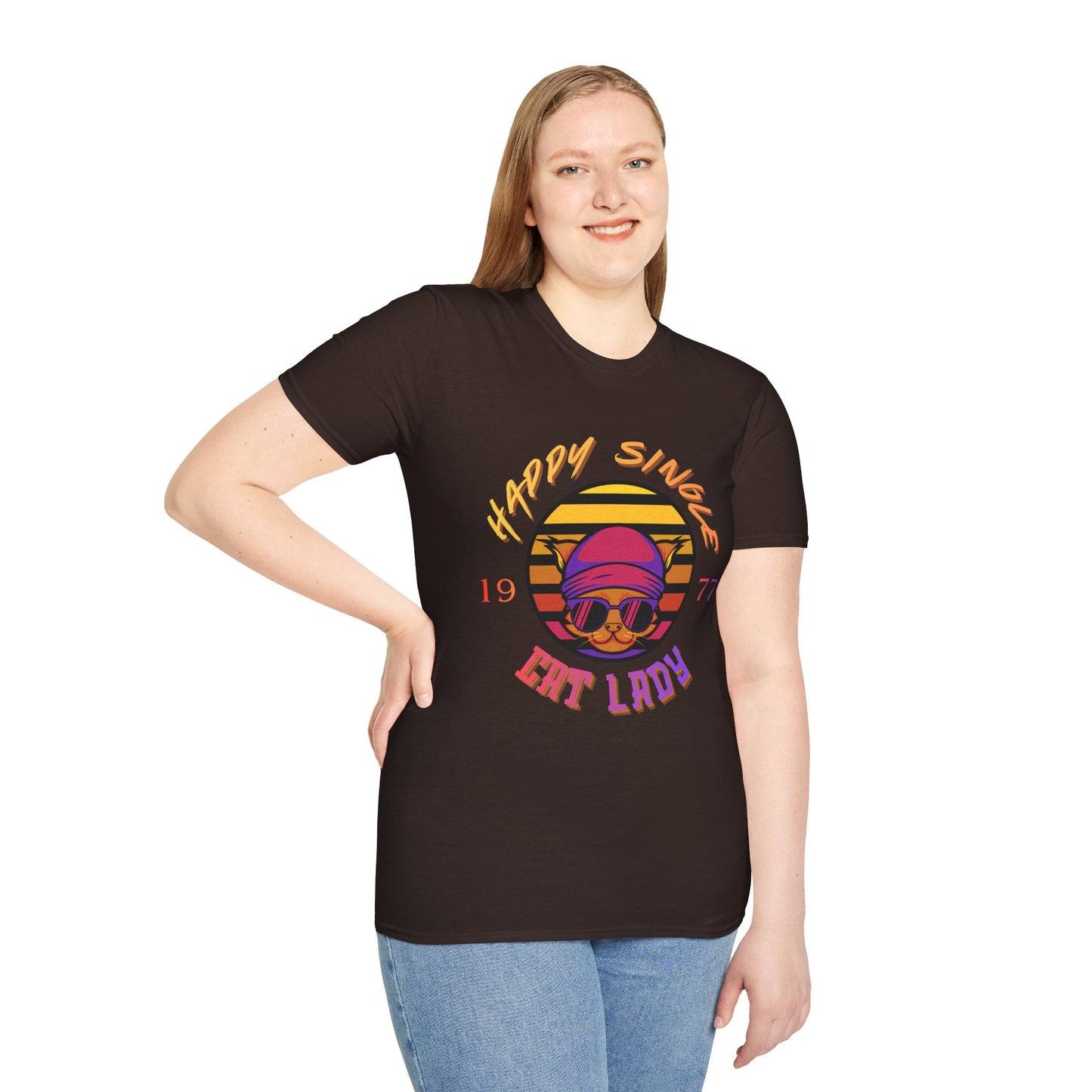 Retro "1977 Happy Single Cat Lady" Tee | Chill Vibe Graphic Shirt | Casual Vintage T-Shirt | For Cat Moms