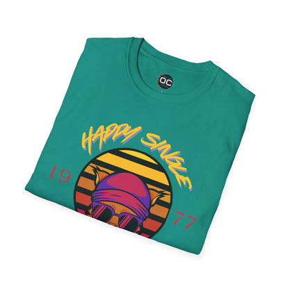 Retro "1977 Happy Single Cat Lady" Tee | Chill Vibe Graphic Shirt | Casual Vintage T-Shirt | For Cat Moms